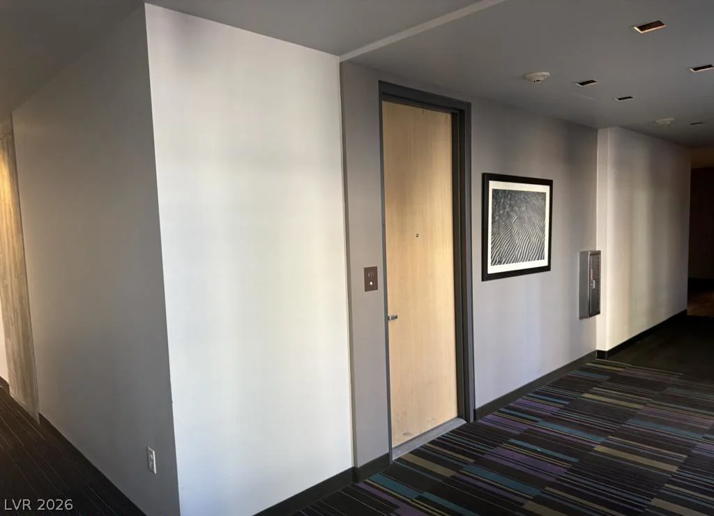 353 Bonneville, Las Vegas, NV 89101