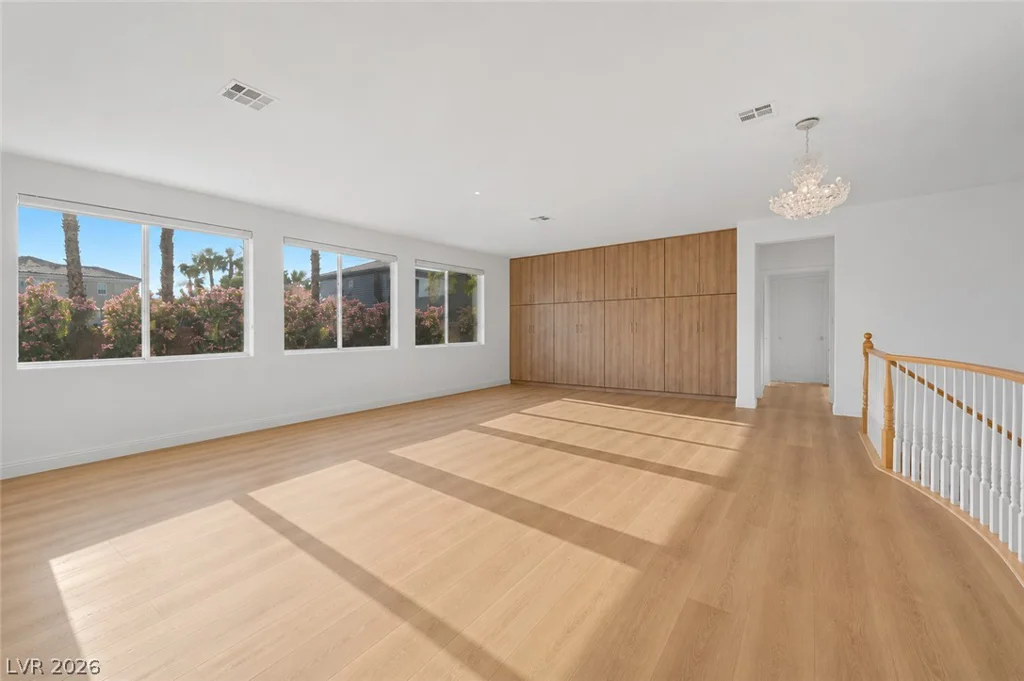 1417 Misty Moat, Las Vegas, NV 89117