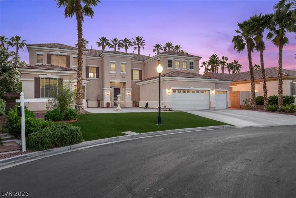 1417 Misty Moat, Las Vegas, NV 89117