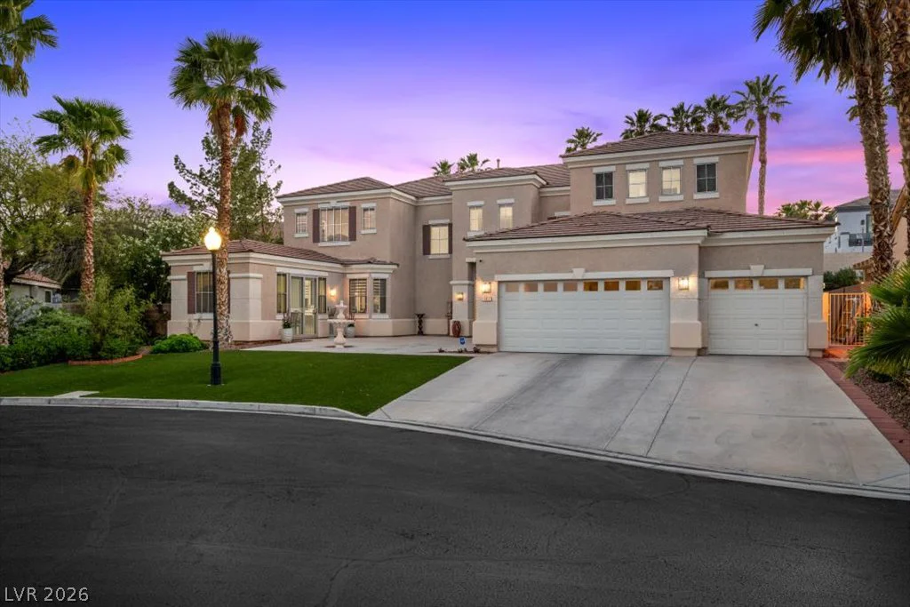1417 Misty Moat, Las Vegas, NV 89117