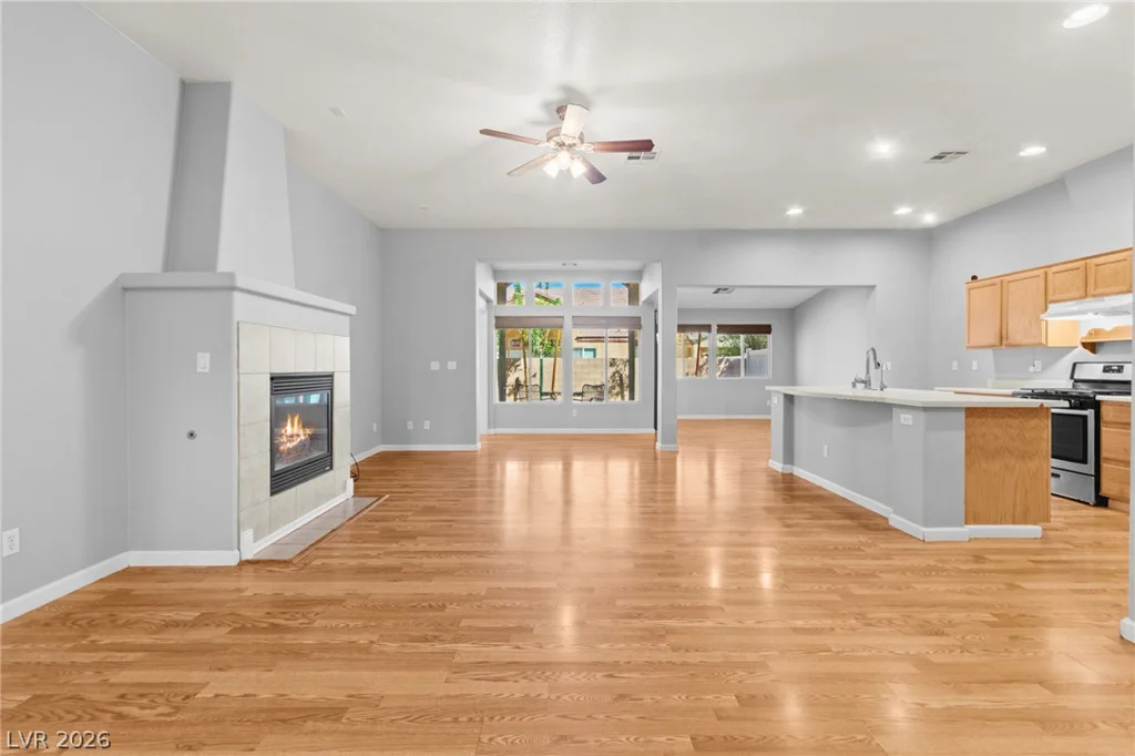 3352 Kaniksu, Las Vegas, NV 89122