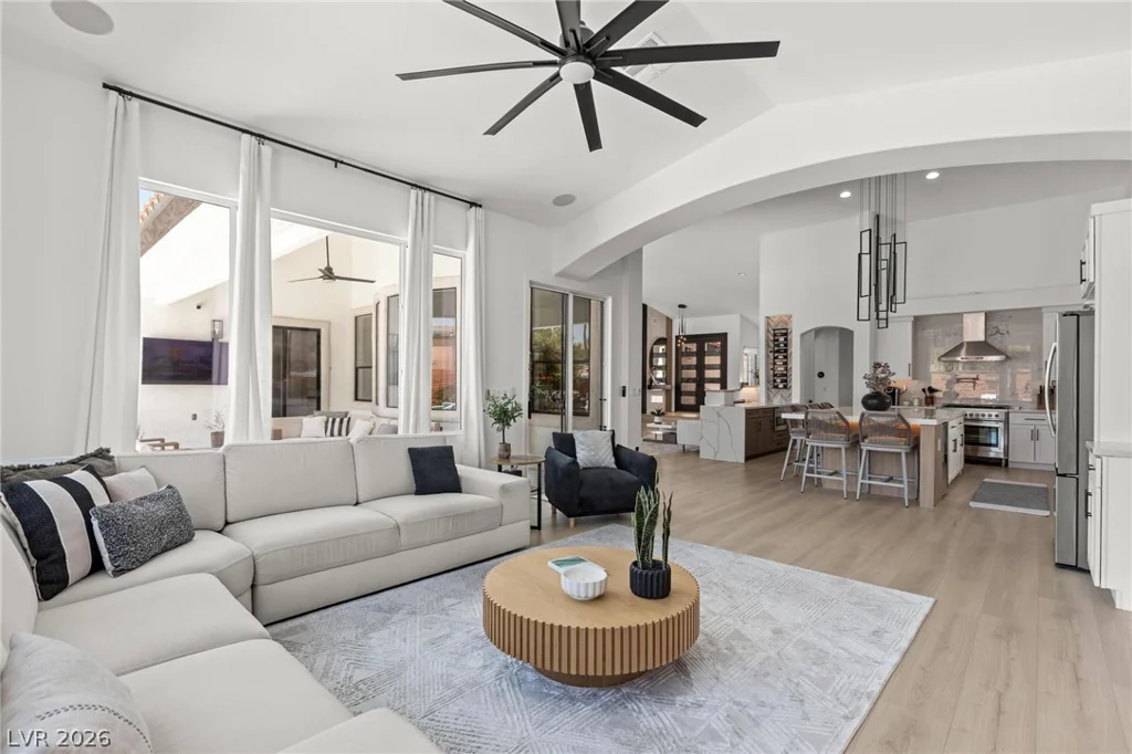 5686 San Florentine, Las Vegas, NV 89141
