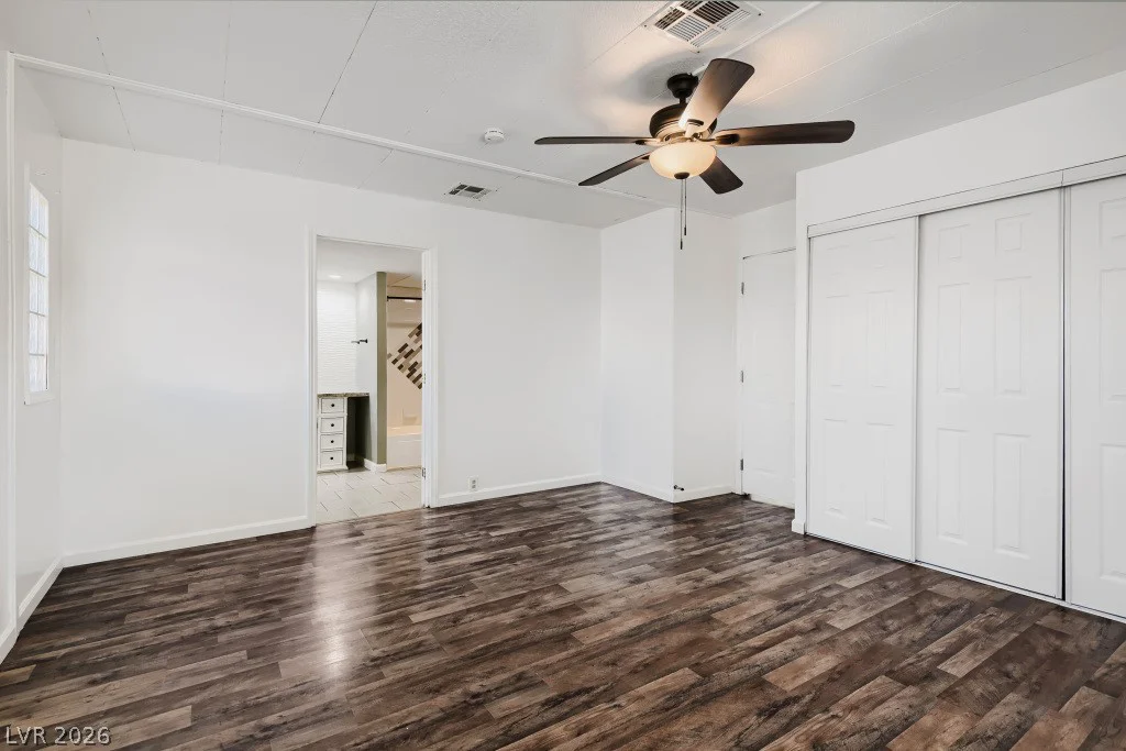 5422 Sir Richard, Las Vegas, NV 89110