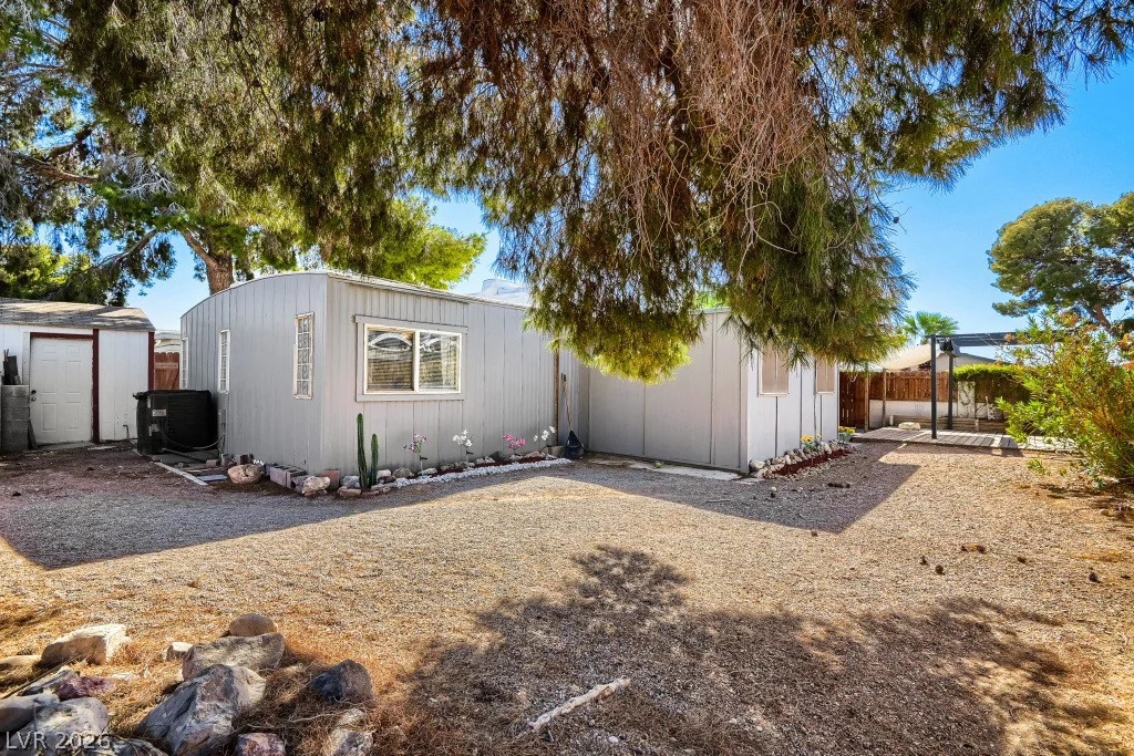 5422 Sir Richard, Las Vegas, NV 89110