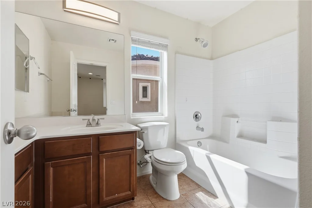 7707 Lone Shepherd, Las Vegas, NV 89166