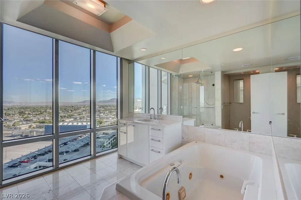 222 Karen, Las Vegas, NV 89109