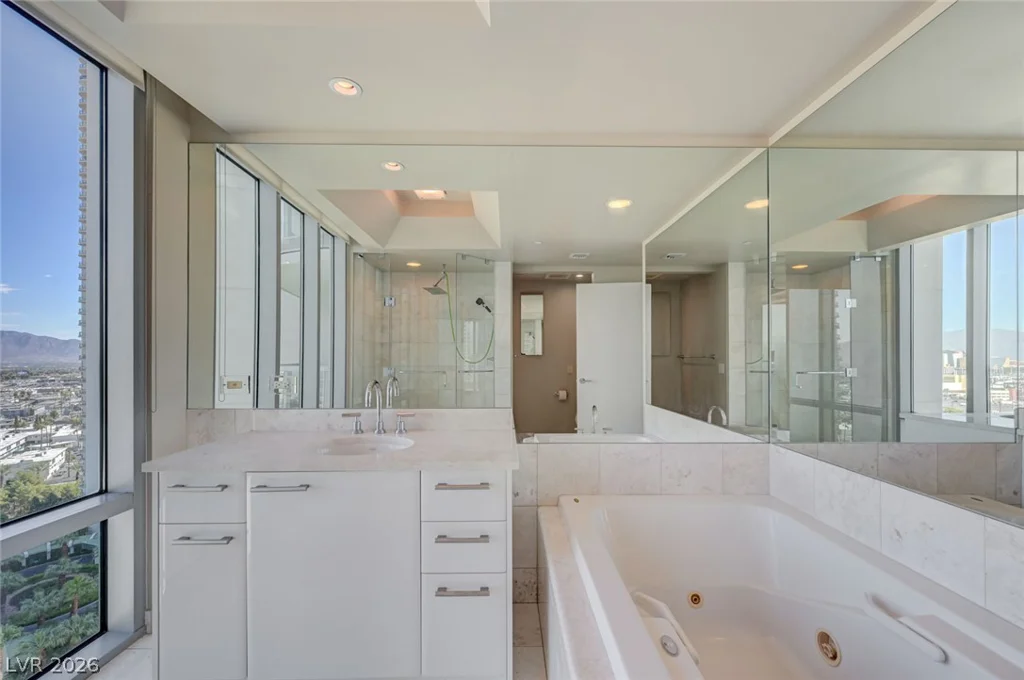 222 Karen, Las Vegas, NV 89109