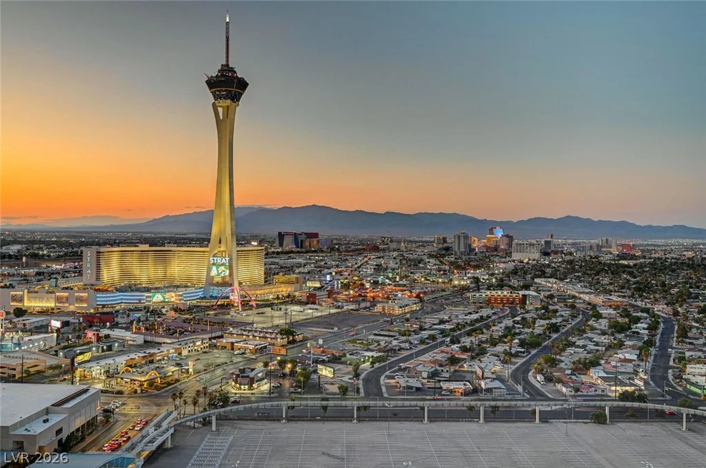 222 Karen, Las Vegas, NV 89109