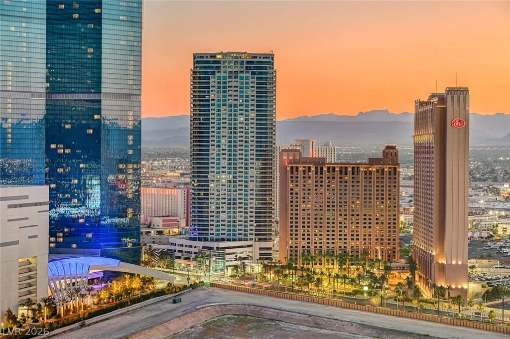 222 Karen, Las Vegas, NV 89109