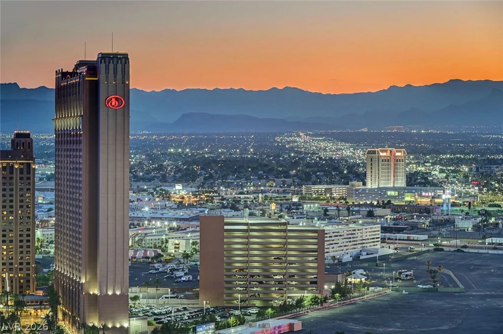 222 Karen, Las Vegas, NV 89109