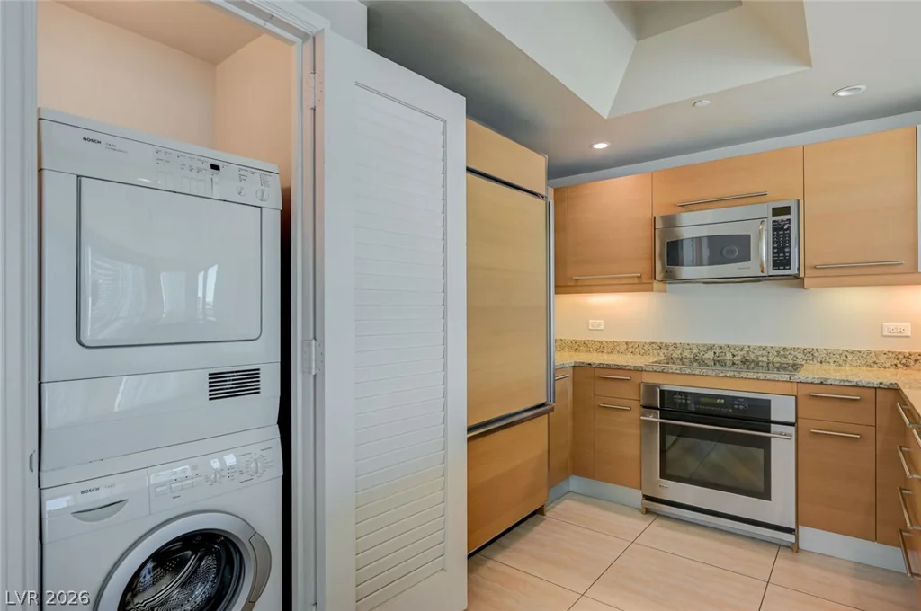 222 Karen, Las Vegas, NV 89109