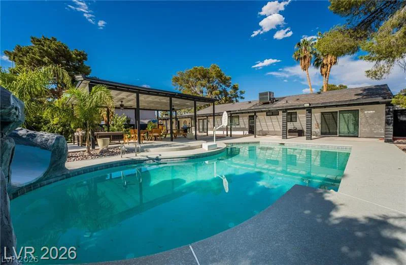 3021 Woods, Las Vegas, NV 89108