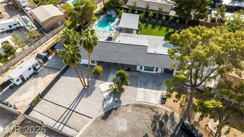 3021 Woods, Las Vegas, NV 89108