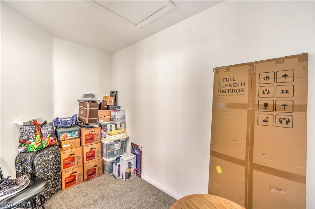 2560 Fort Lauderdale, Las Vegas, NV 89156