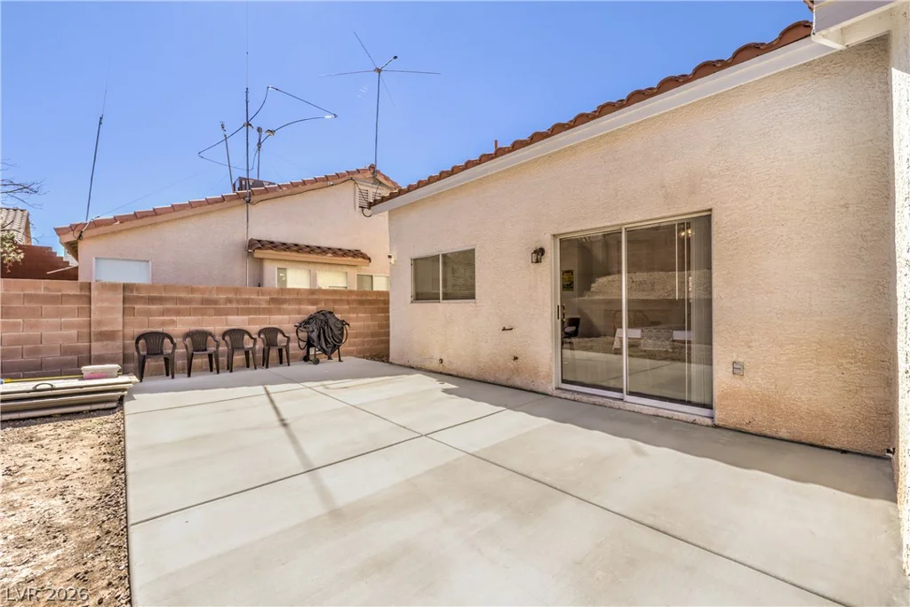 2560 Fort Lauderdale, Las Vegas, NV 89156