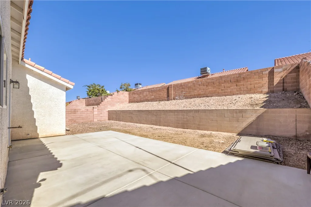 2560 Fort Lauderdale, Las Vegas, NV 89156