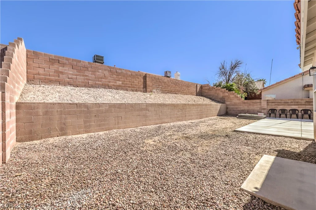 2560 Fort Lauderdale, Las Vegas, NV 89156