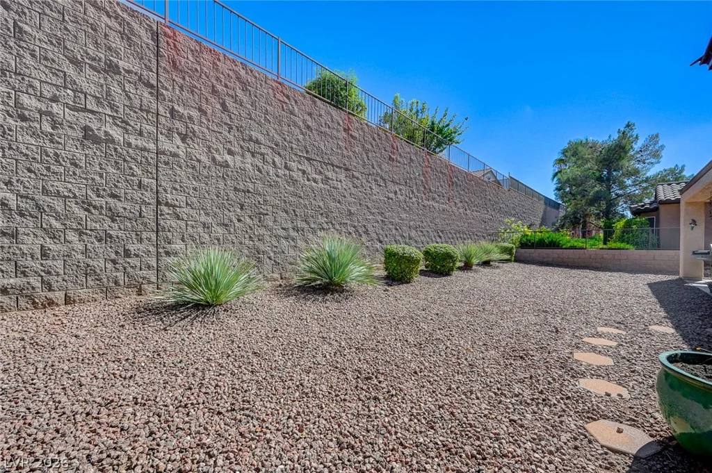 2090 Oliver Springs, Henderson, NV 89052