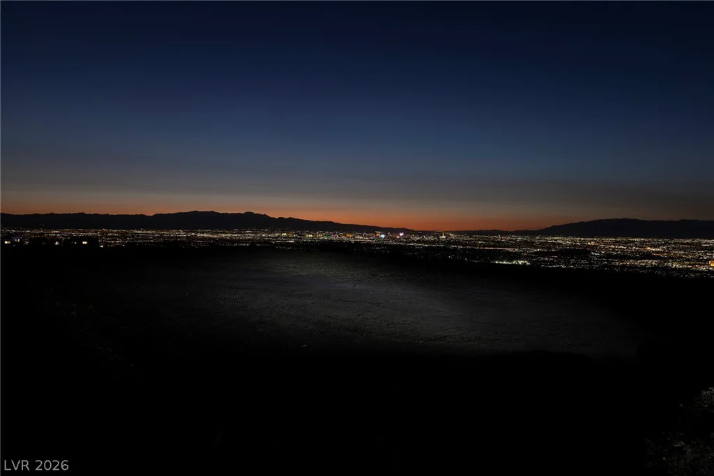 551 Grand Rim, Henderson, NV 89012