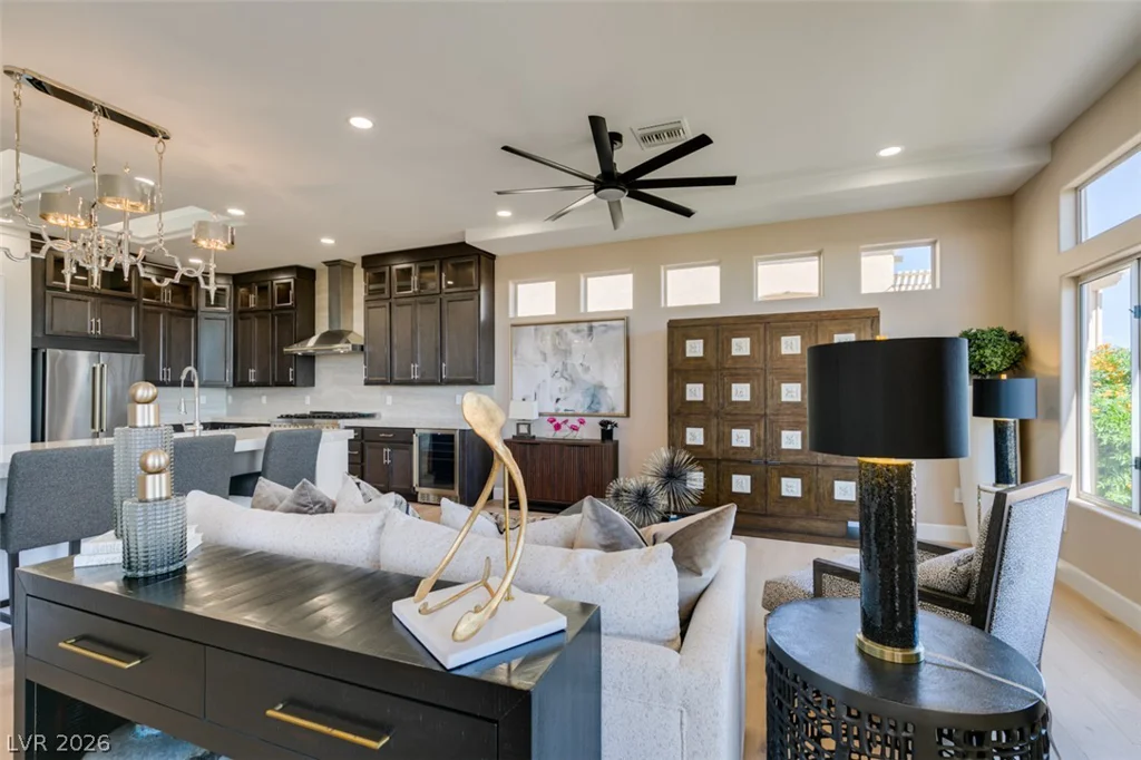 2532 Faiss, Las Vegas, NV 89134