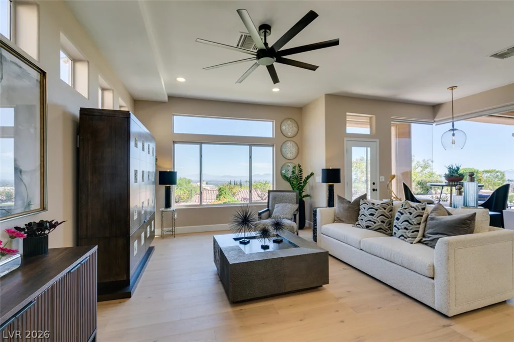 2532 Faiss, Las Vegas, NV 89134