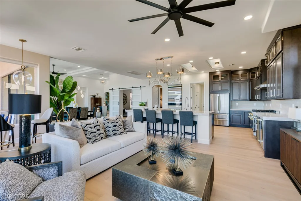 2532 Faiss, Las Vegas, NV 89134