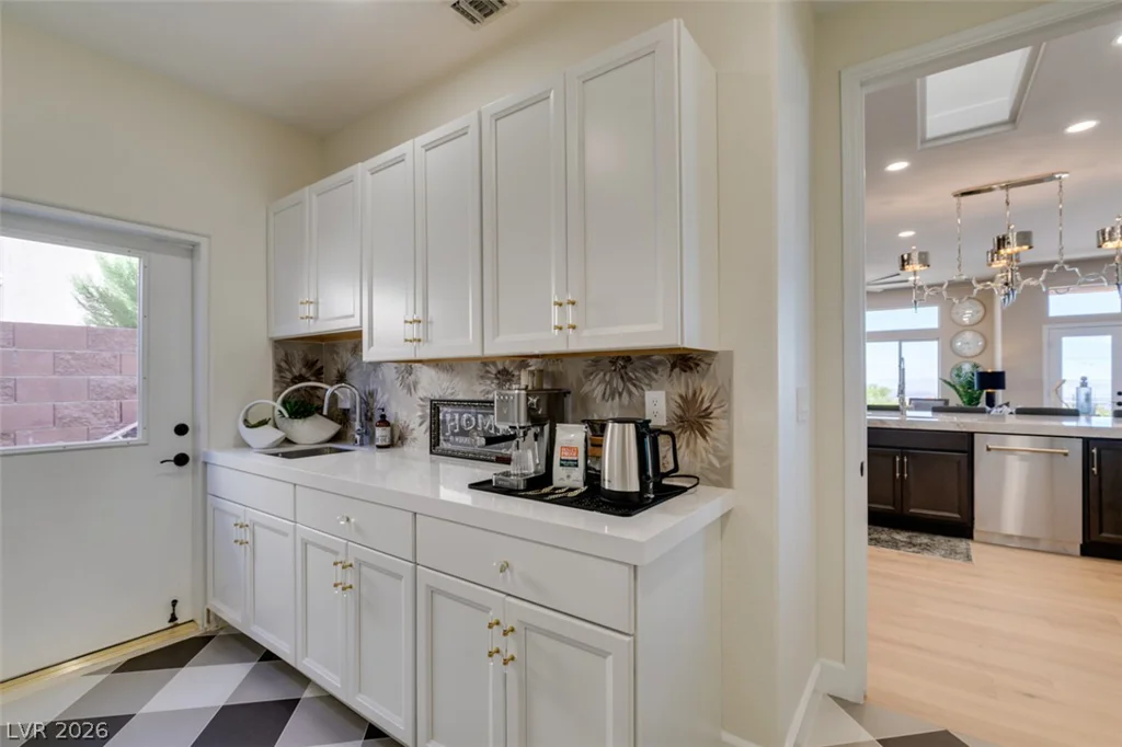 2532 Faiss, Las Vegas, NV 89134