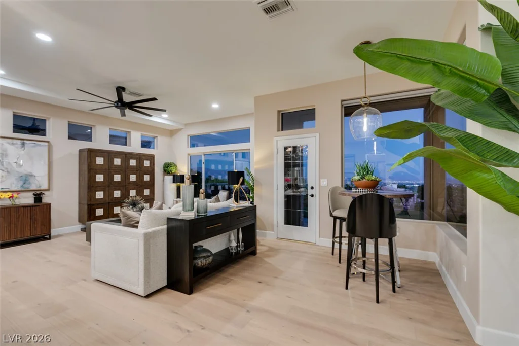 2532 Faiss, Las Vegas, NV 89134