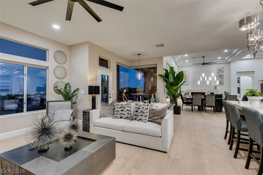 2532 Faiss, Las Vegas, NV 89134