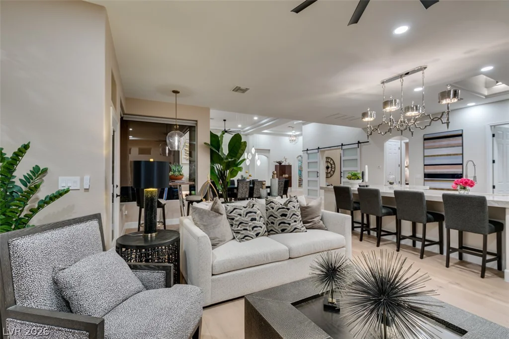 2532 Faiss, Las Vegas, NV 89134