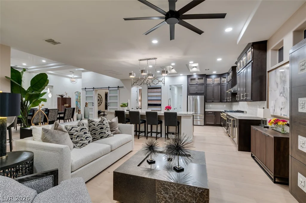 2532 Faiss, Las Vegas, NV 89134