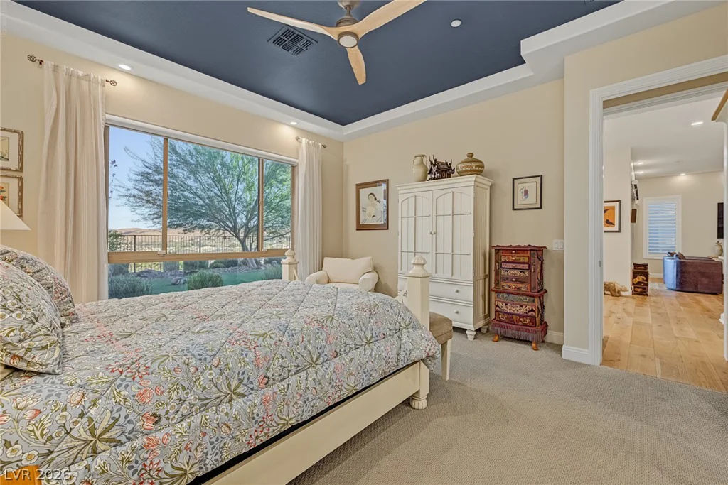 24 Cliffwater, Henderson, NV 89011