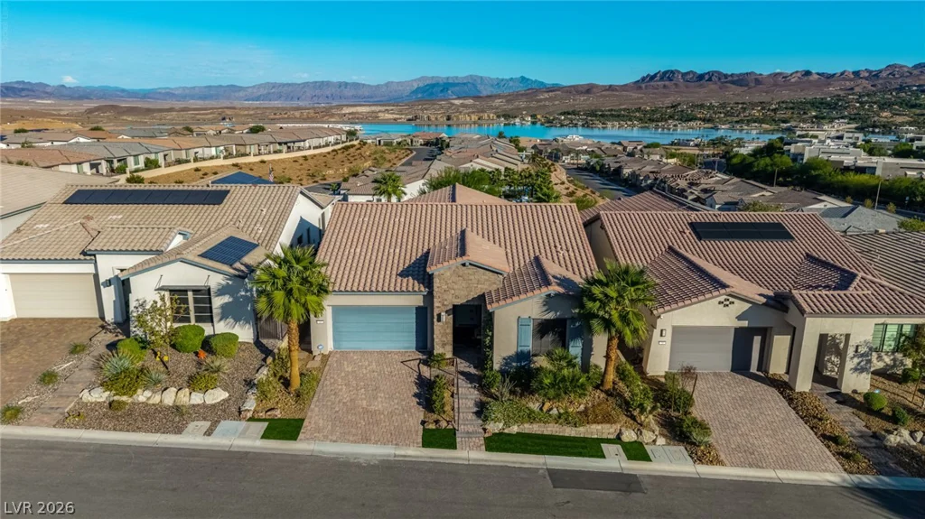 24 Cliffwater, Henderson, NV 89011