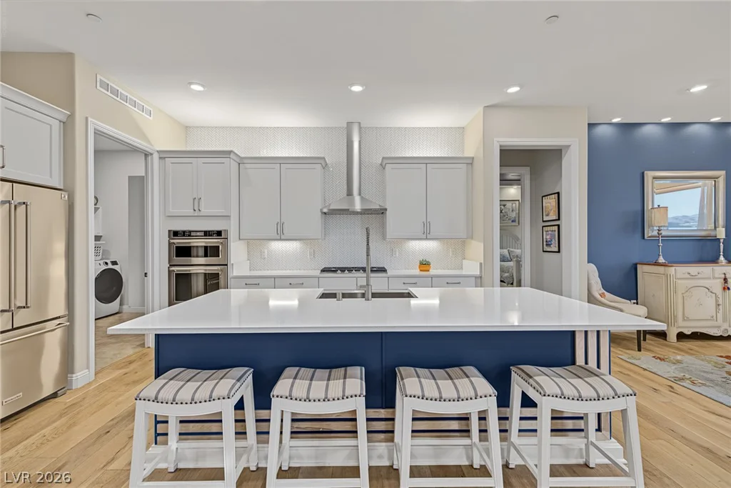 24 Cliffwater, Henderson, NV 89011