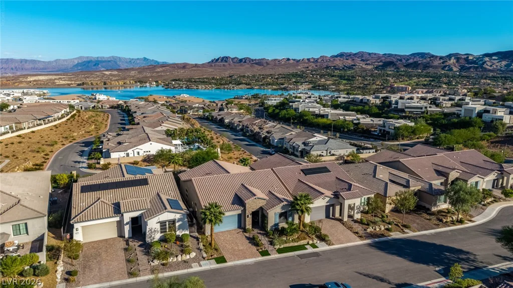 24 Cliffwater, Henderson, NV 89011