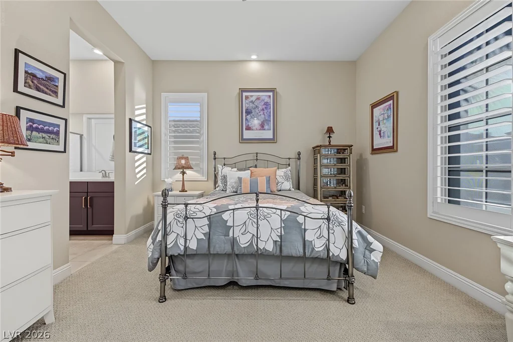 24 Cliffwater, Henderson, NV 89011
