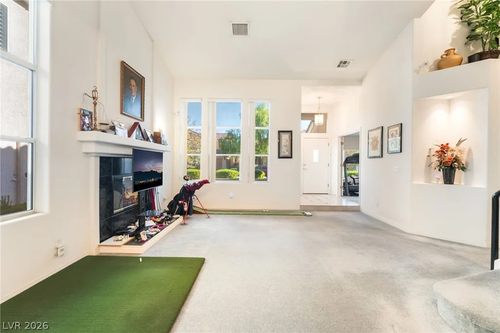 8809 Stafford Springs, Las Vegas, NV 89134