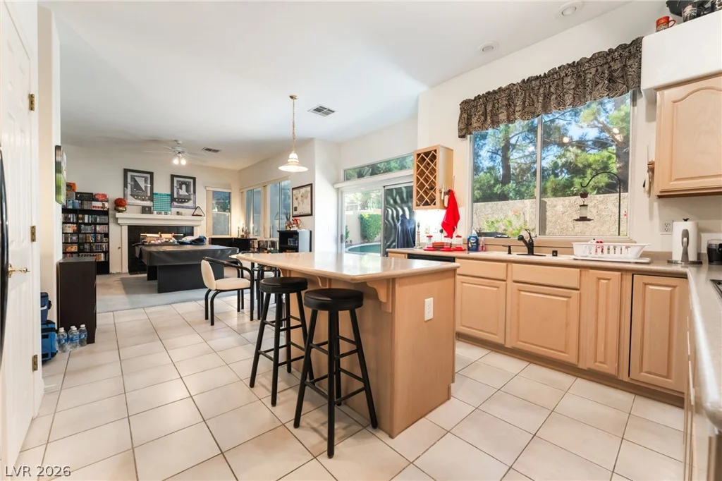 8809 Stafford Springs, Las Vegas, NV 89134