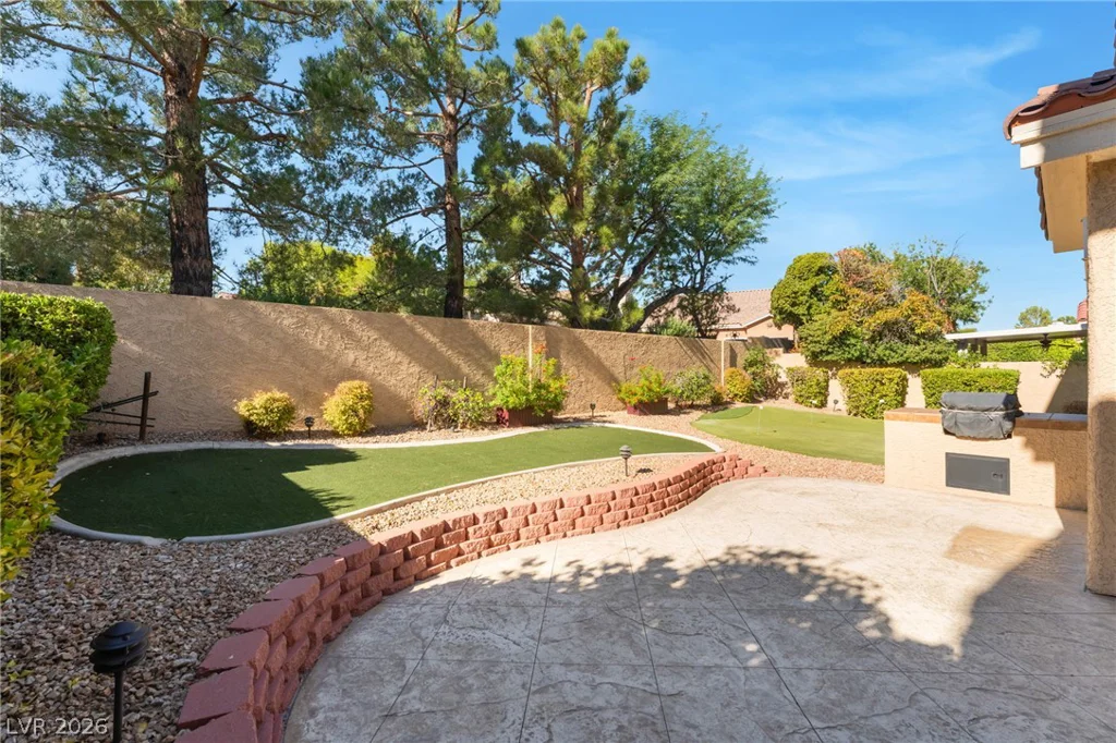 8809 Stafford Springs, Las Vegas, NV 89134