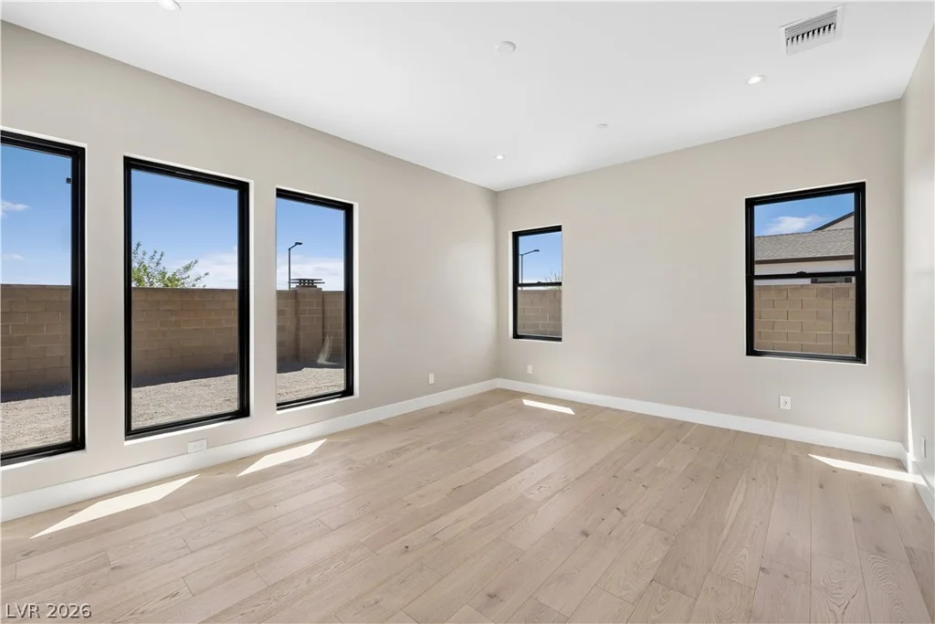77 Tiller Point, Las Vegas, NV 89138