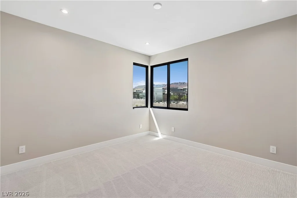 77 Tiller Point, Las Vegas, NV 89138
