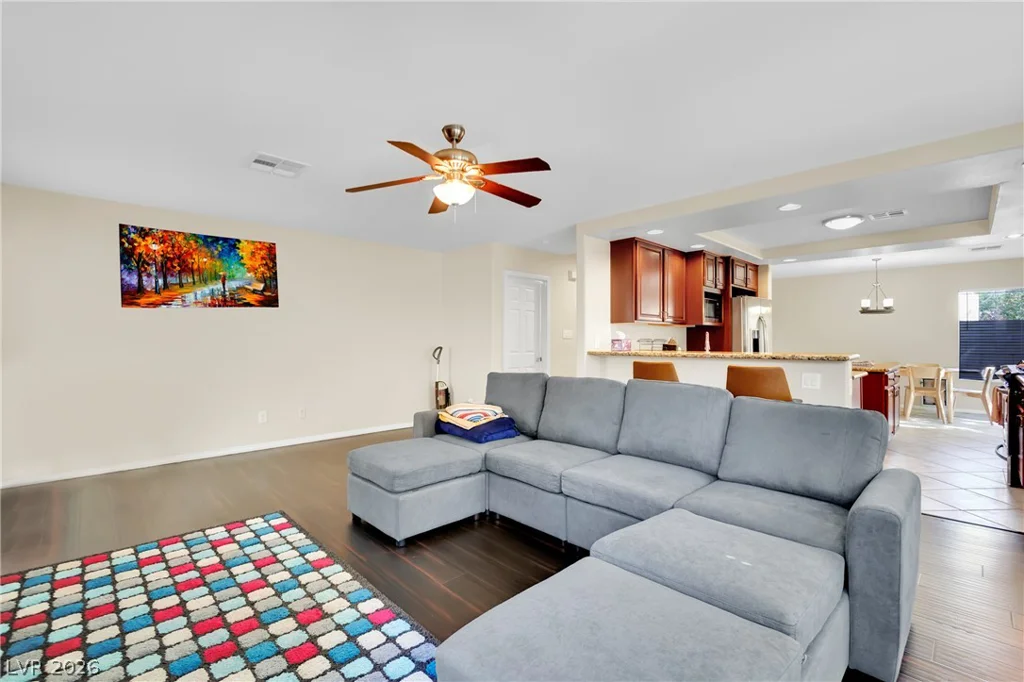 10648 Medicine Bow, Las Vegas, NV 89183