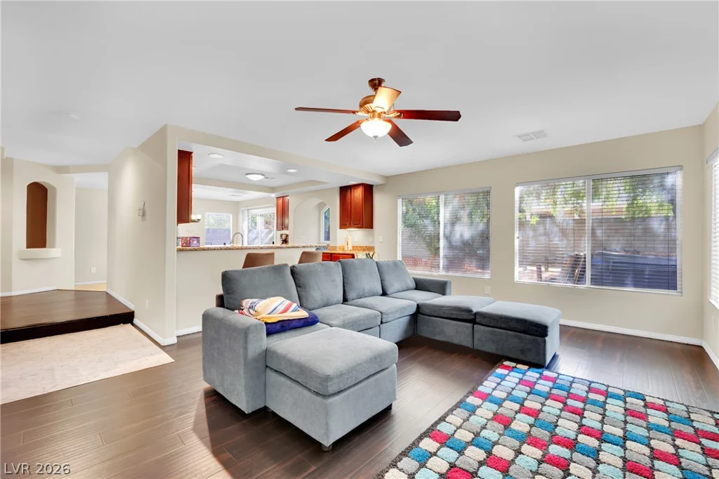 10648 Medicine Bow, Las Vegas, NV 89183