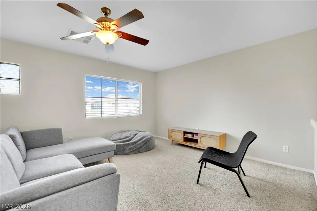 10648 Medicine Bow, Las Vegas, NV 89183