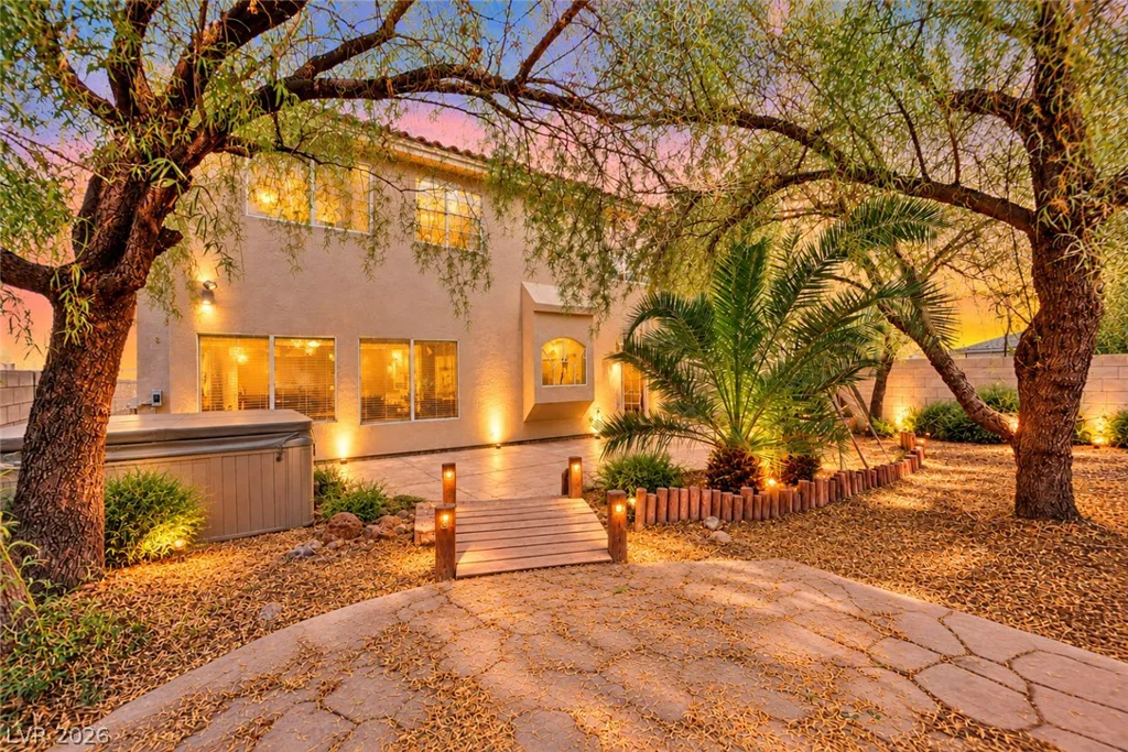 10648 Medicine Bow, Las Vegas, NV 89183