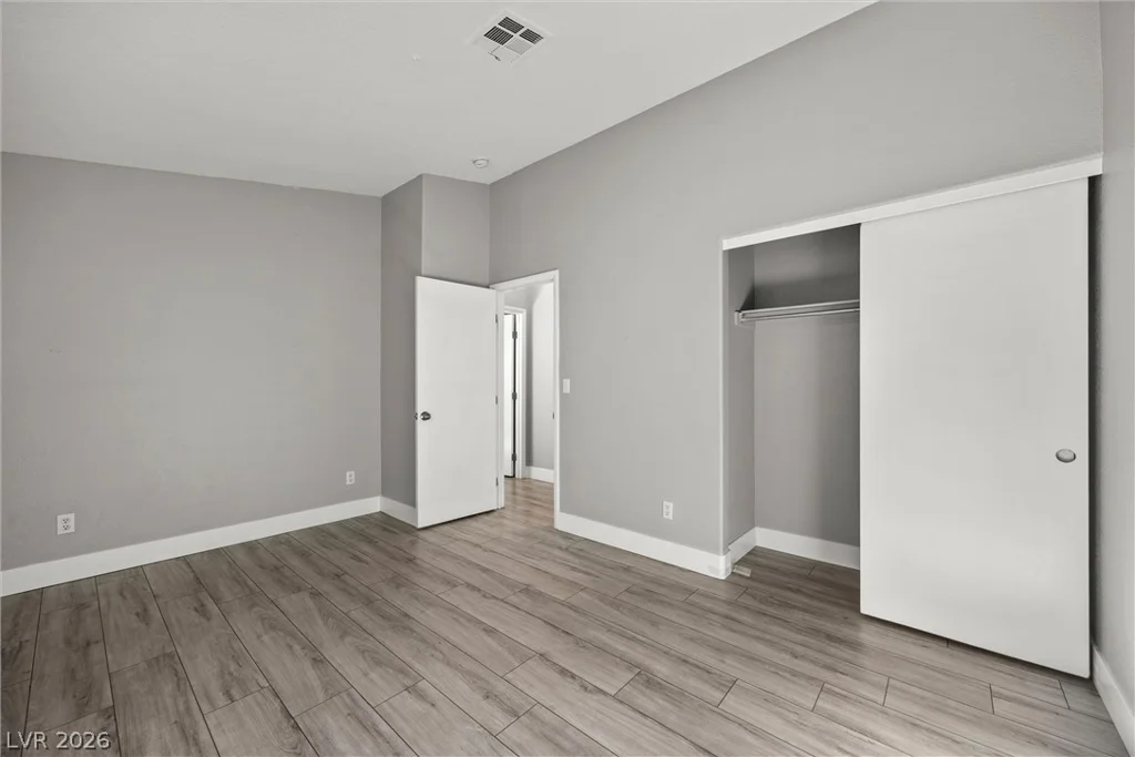 6461 Grand Oaks, Las Vegas, NV 89156