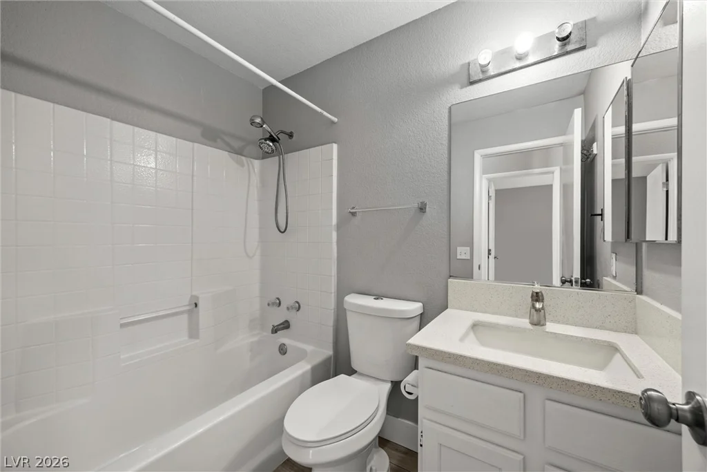 6461 Grand Oaks, Las Vegas, NV 89156