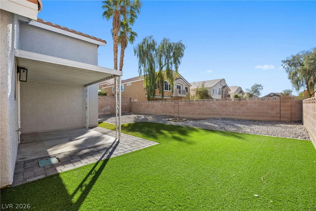 6461 Grand Oaks, Las Vegas, NV 89156
