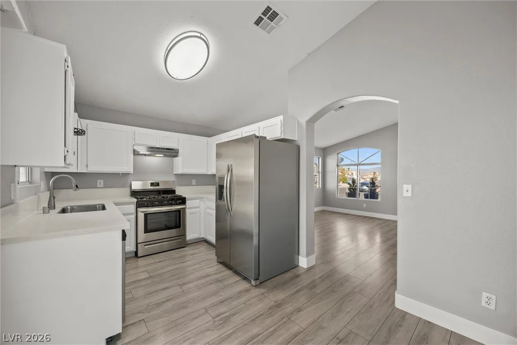 6461 Grand Oaks, Las Vegas, NV 89156