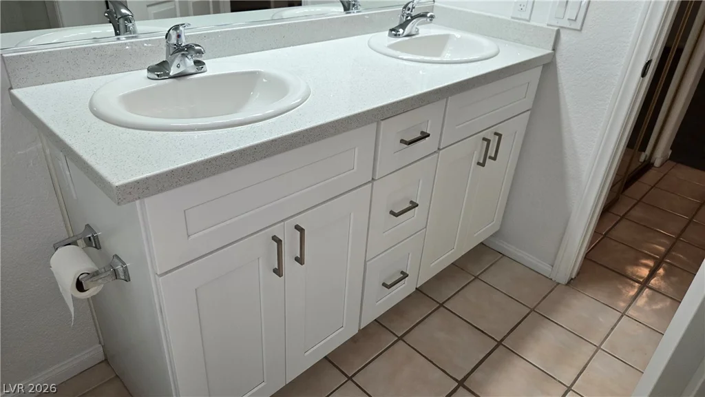 3320 Fort Apache, Las Vegas, NV 89117